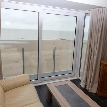 Apartment Caraibes 6a *